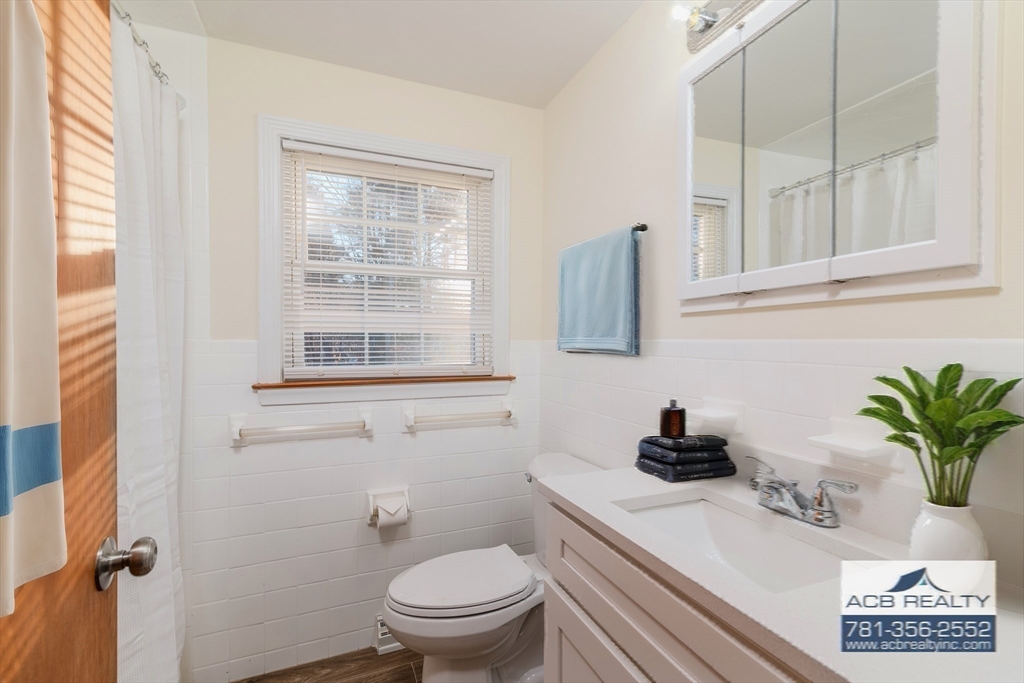 43 Sequoya Lane Hanover, MA 02339 - Photo 12 of 38