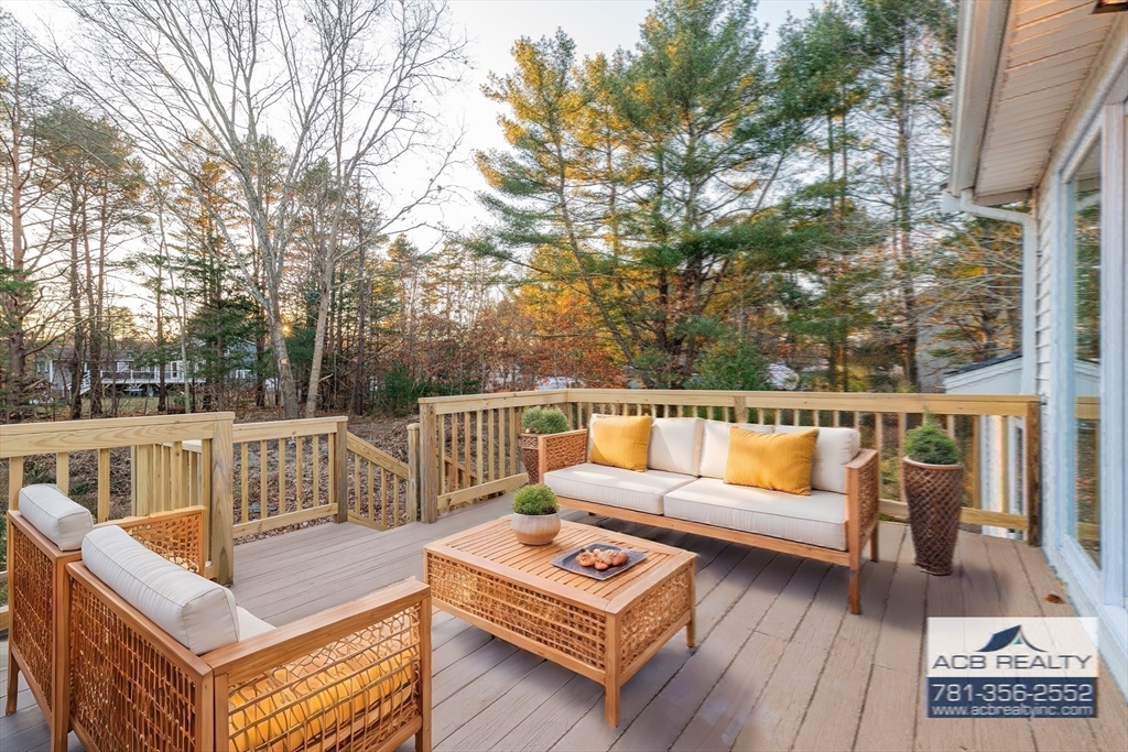 43 Sequoya Lane Hanover, MA 02339 - Photo 20 of 38