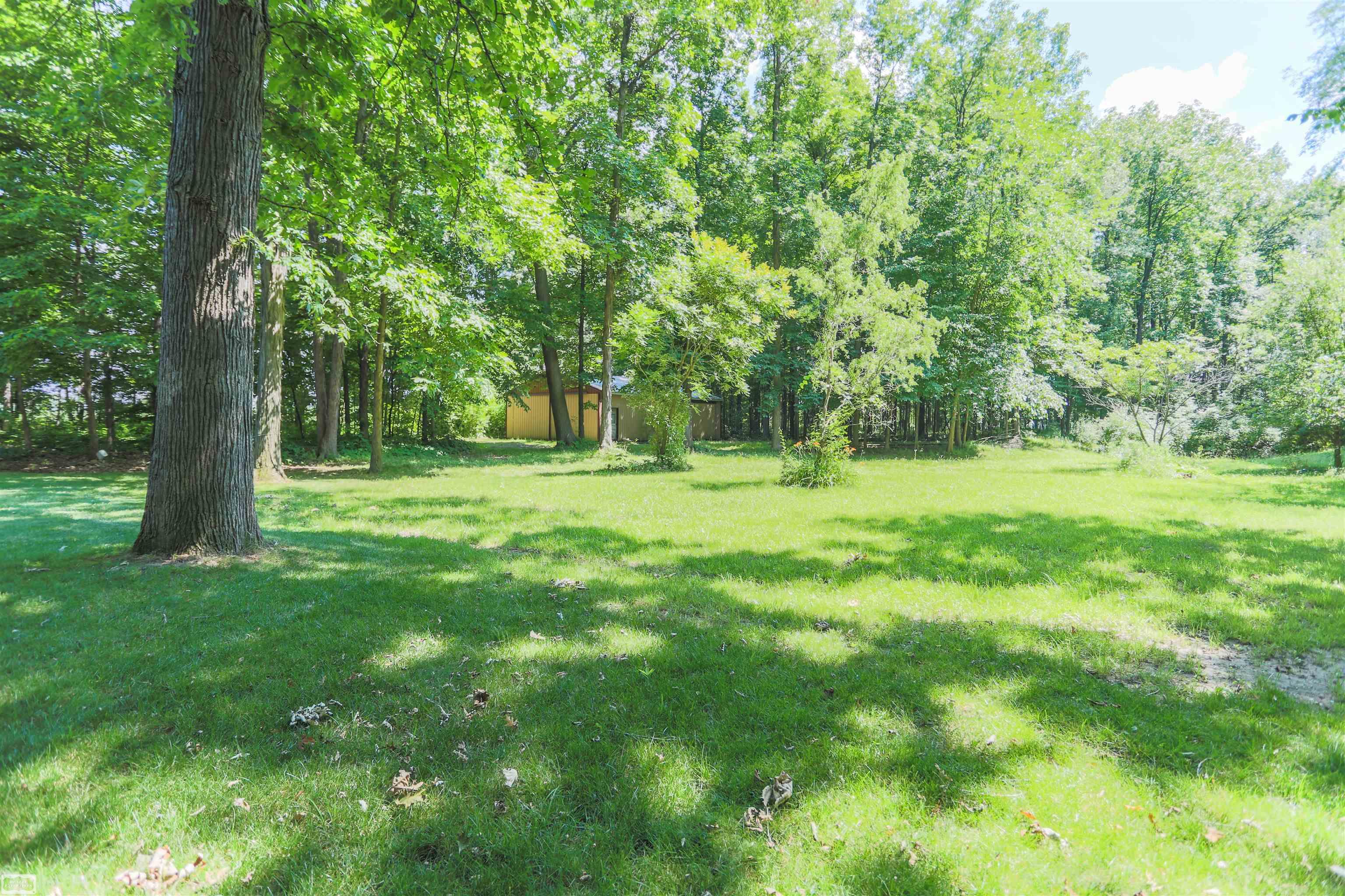 14717 Burt Road Allenton, MI 48002 - Photo 9 of 60