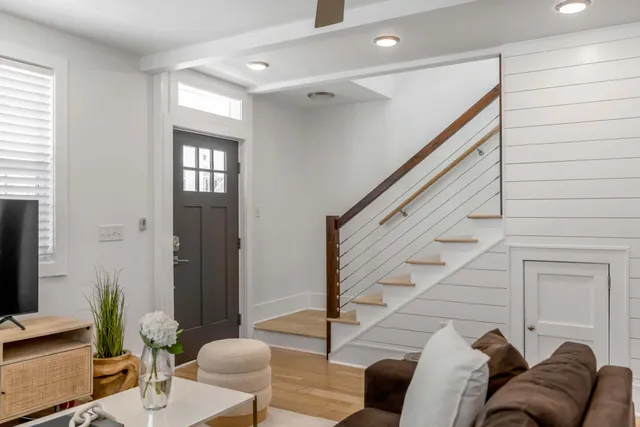 $5,000 | 404 Sumter Street, Unit B, Charleston, SC 29403