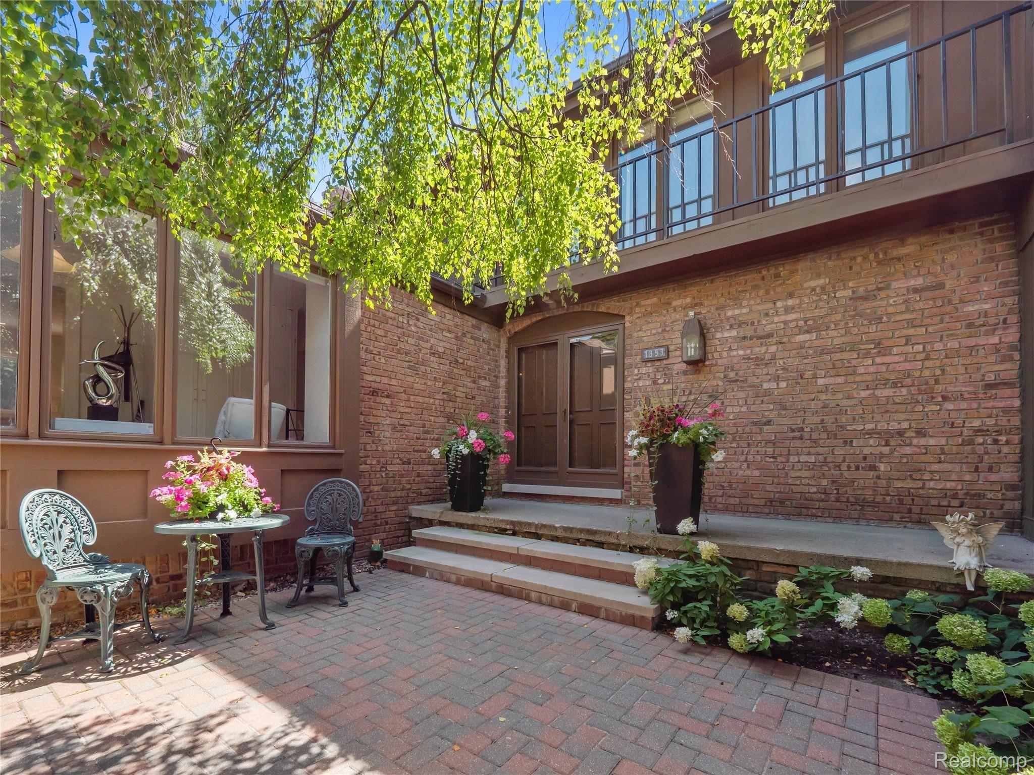 1853 Wingate Road Bloomfield Hills, MI 48302 - Photo 1 of 44 1400 pierceAugust 12, 202019.jpg