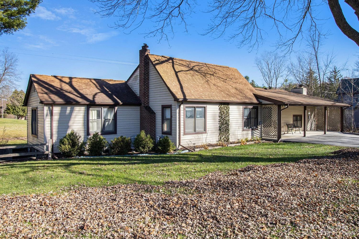 7395 Bishop Road Brighton, MI 48116 - Photo 2 of 27 Photo 2