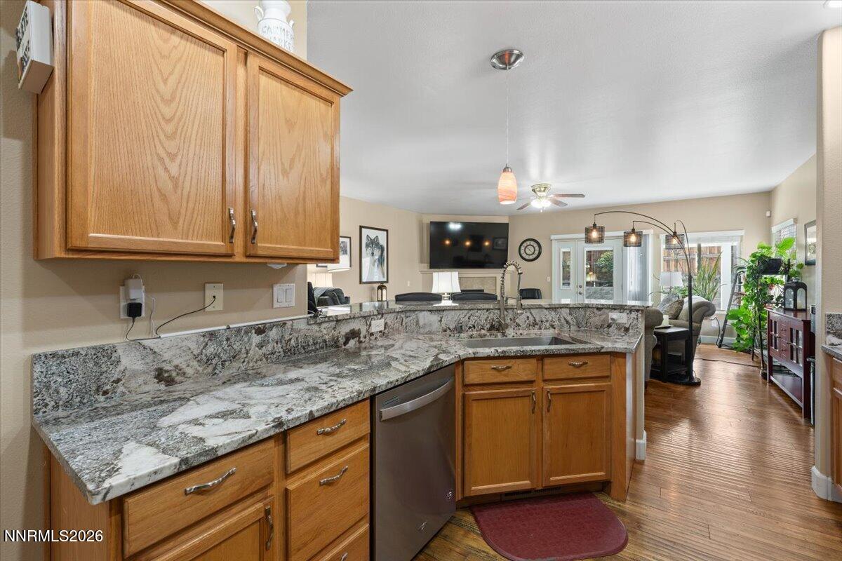 668 Canary Circle Fernley, NV 89408 - Photo 11 of 46 11-668 Canary Circle Fernley NV 89408 (1