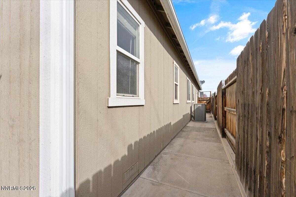 668 Canary Circle Fernley, NV 89408 - Photo 37 of 46 37-668 Canary Circle Fernley NV 89408 (3