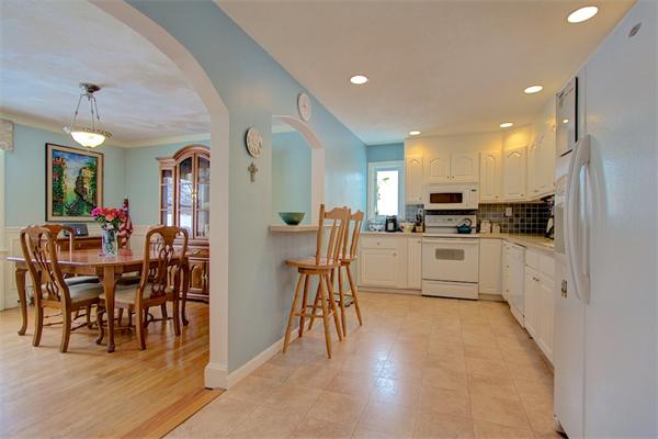 15 Sunset Road Ashland, MA 01721 - Photo 8 of 21 Gallery Image 8
