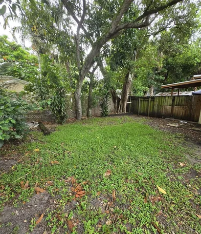 $2,900 | 1905 Southwest 11th Street, Unit 12, Fort Lauderdale, FL 33312