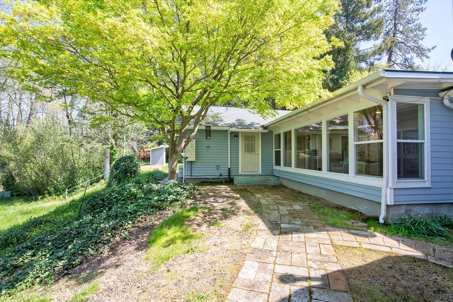 3106 South River Road Grants Pass, OR 97527 - Photo 10 of 33 Back of Main Home