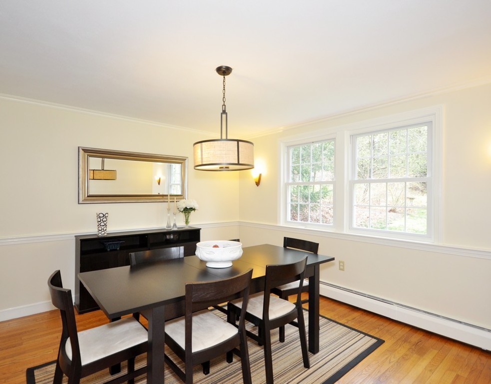 92 Border Road Concord, MA 01742 - Photo 4 of 26