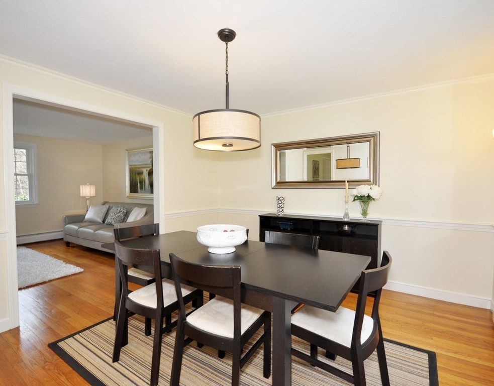 92 Border Road Concord, MA 01742 - Photo 5 of 26