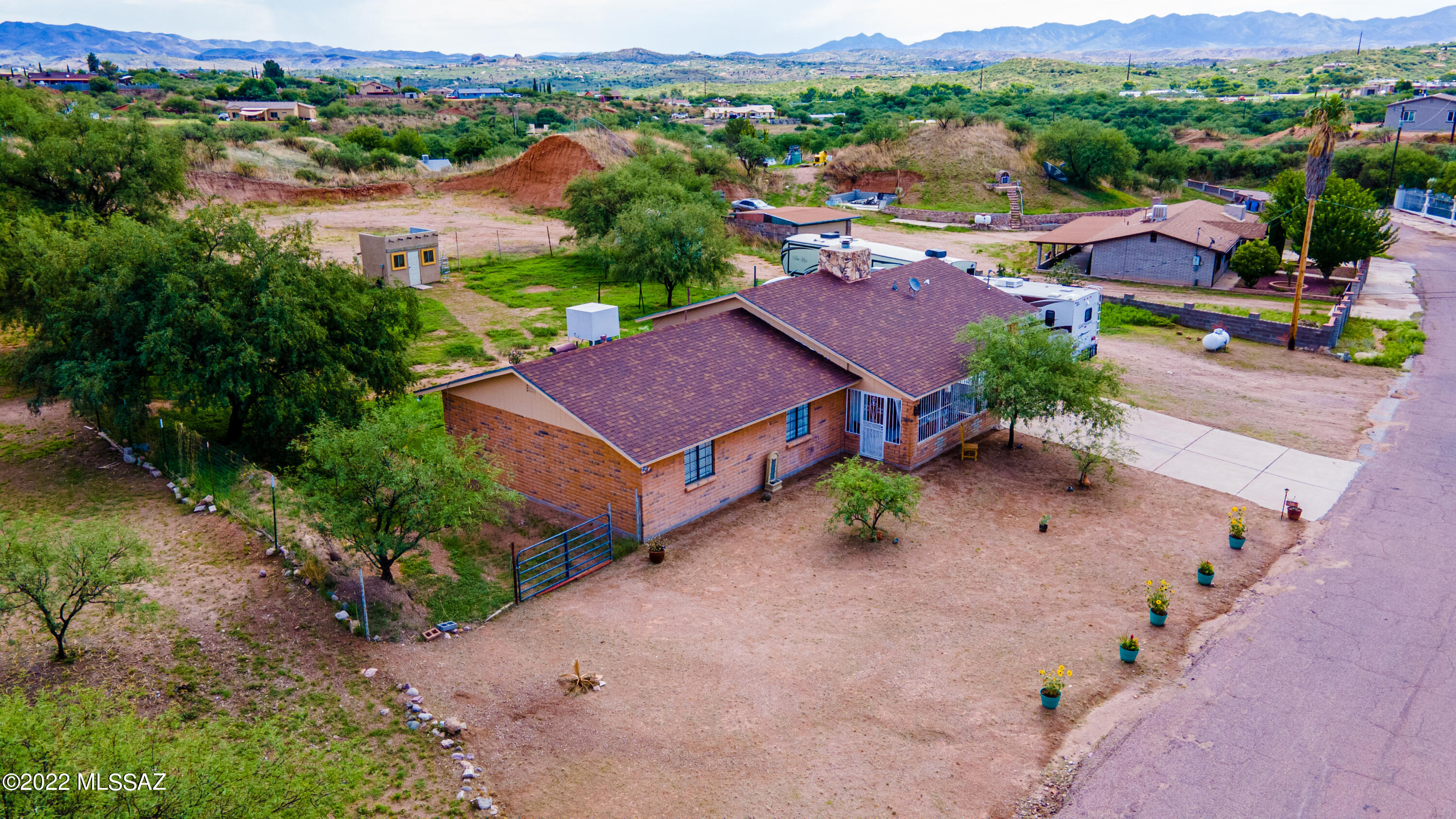 176 Nabo Court Rio Rico, AZ 85648 - Photo 9 of 35