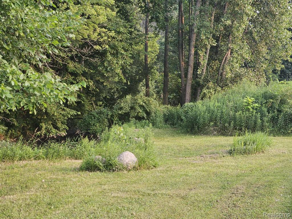 3490 Le Valley Road Columbiaville, MI 48421 - Photo 20 of 54 Gallery Image 20