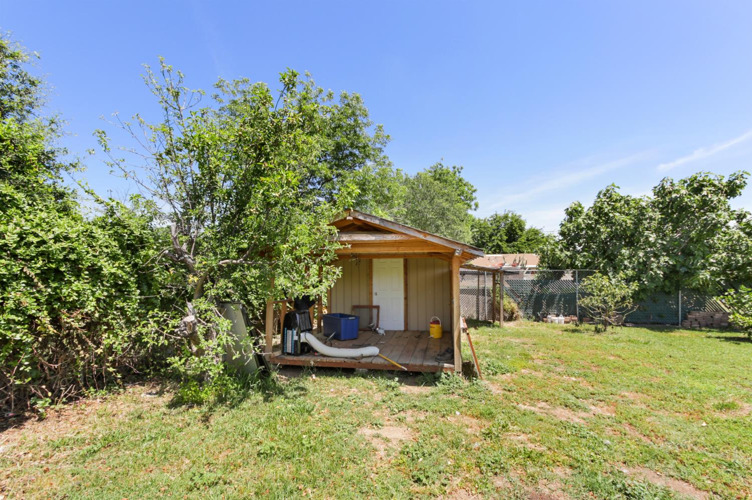 7208 7th Street Rio Linda, CA 95673 - Photo 39 of 41 a view of outdoor space yard and balcony
