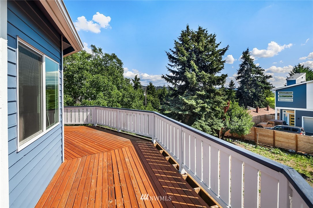 519 Southwest 3rd Place Renton, WA 98057 - Photo 22 of 25