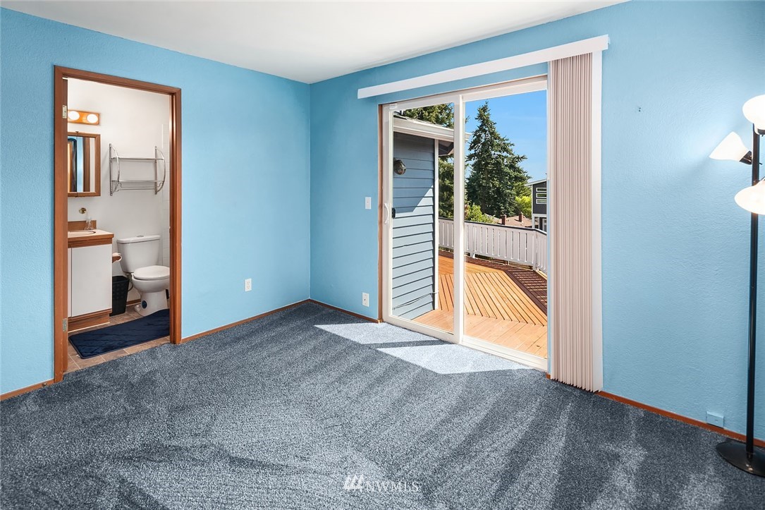 519 Southwest 3rd Place Renton, WA 98057 - Photo 10 of 25