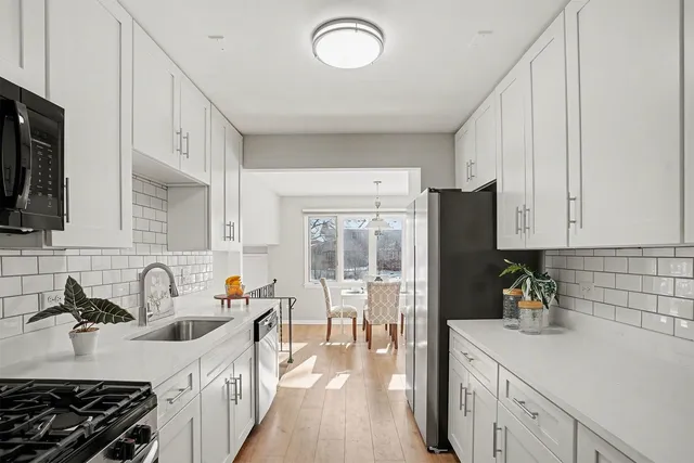 $389,900 | 3006 Polly Lane, Flossmoor, IL 60422