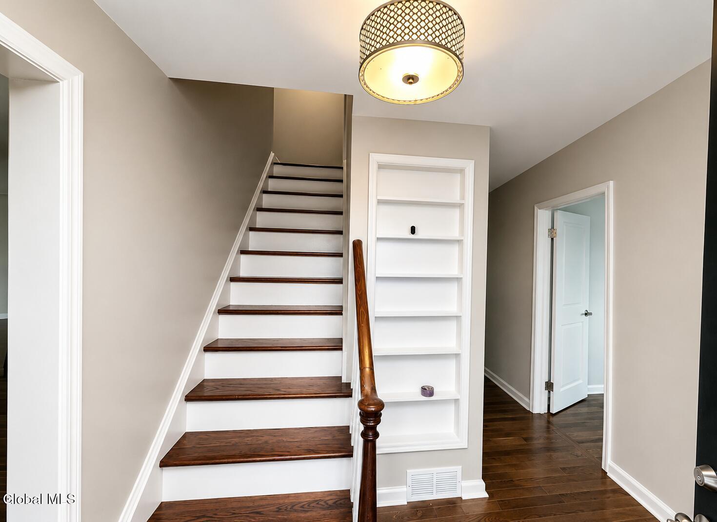 643 Riverview Road Clifton Park, NY 12148 - Photo 7 of 27 573FEAD1-31B9-4F16-BC9D-80A424815100
