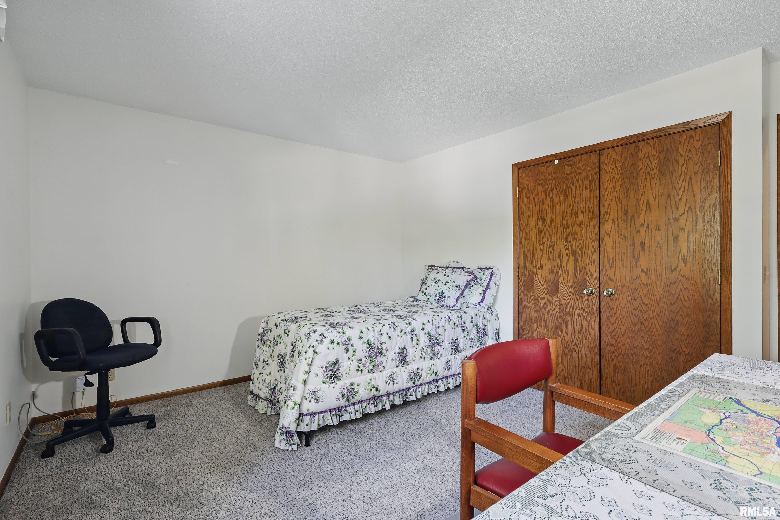 4890 Heatherstone Road Bettendorf, IA 52722 - Photo 25 of 40 Gallery Image 25