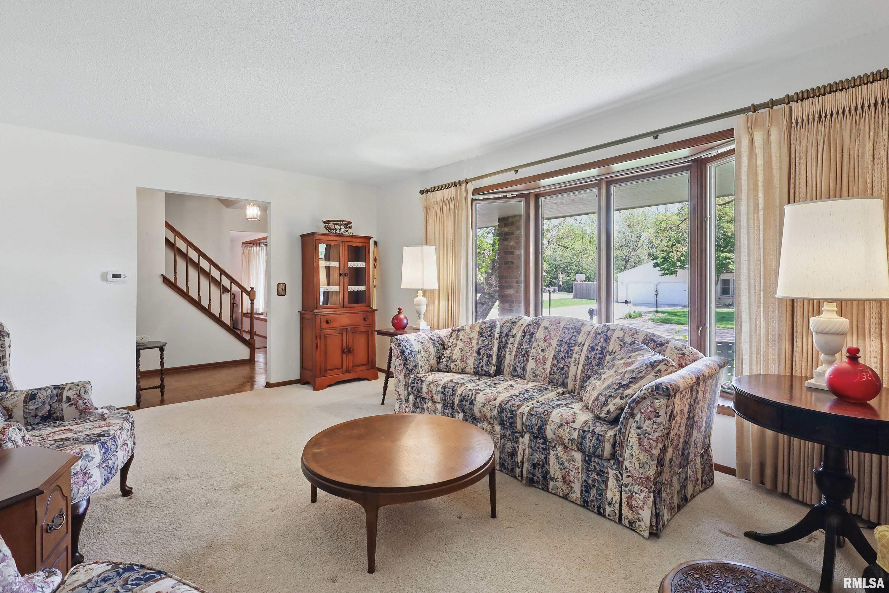 4890 Heatherstone Road Bettendorf, IA 52722 - Photo 6 of 40 Gallery Image 6
