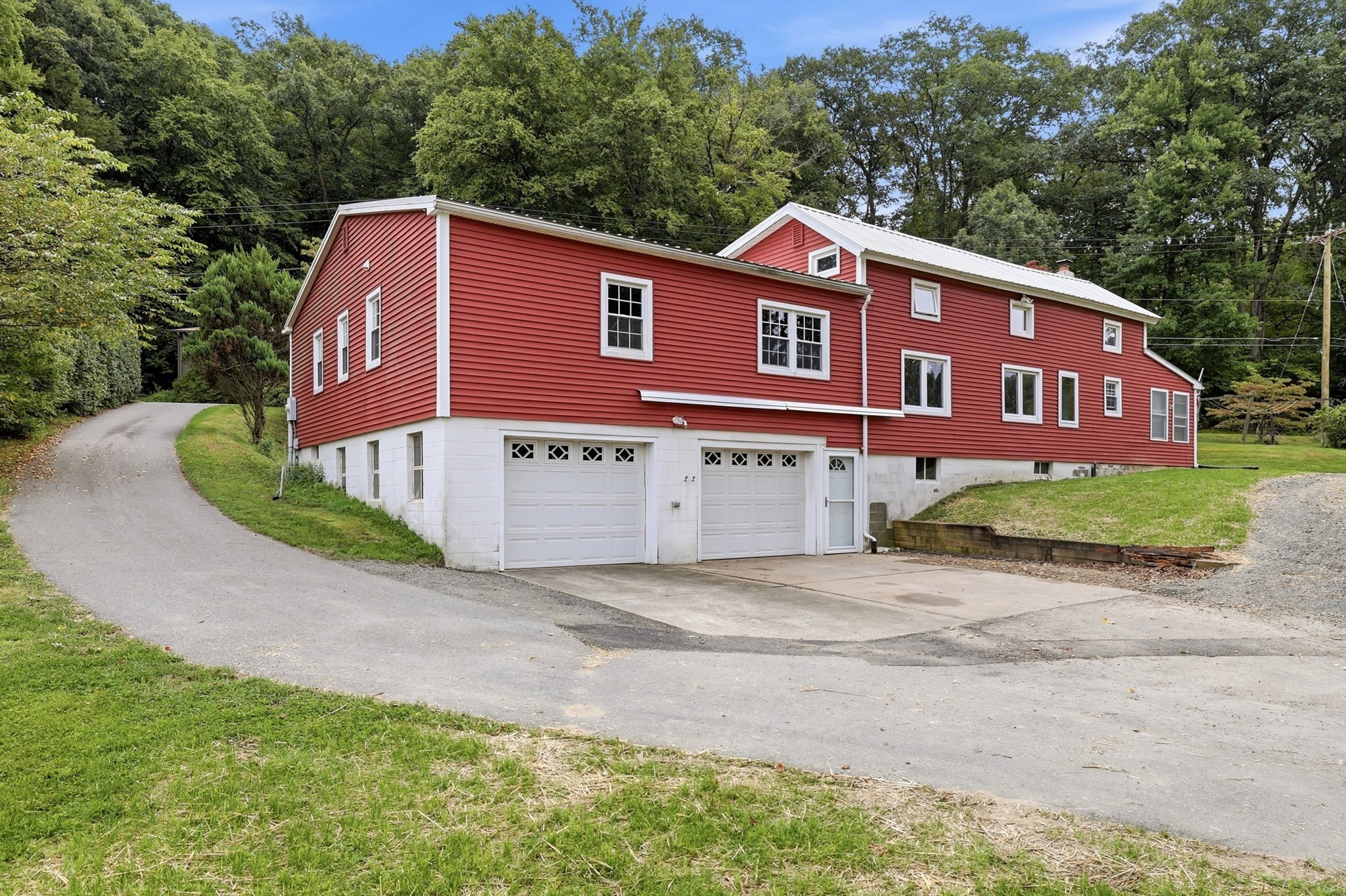 200 Hockanum Road Hadley, MA 01035 - Photo 1 of 41 Gallery Image 1