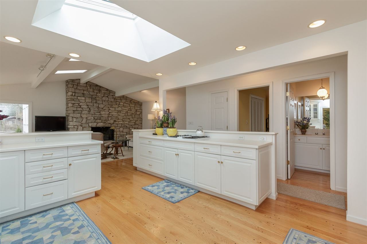 51880 Lilac Road South Bend, IN 46628 - Photo 14 of 36 Gallery Image 14