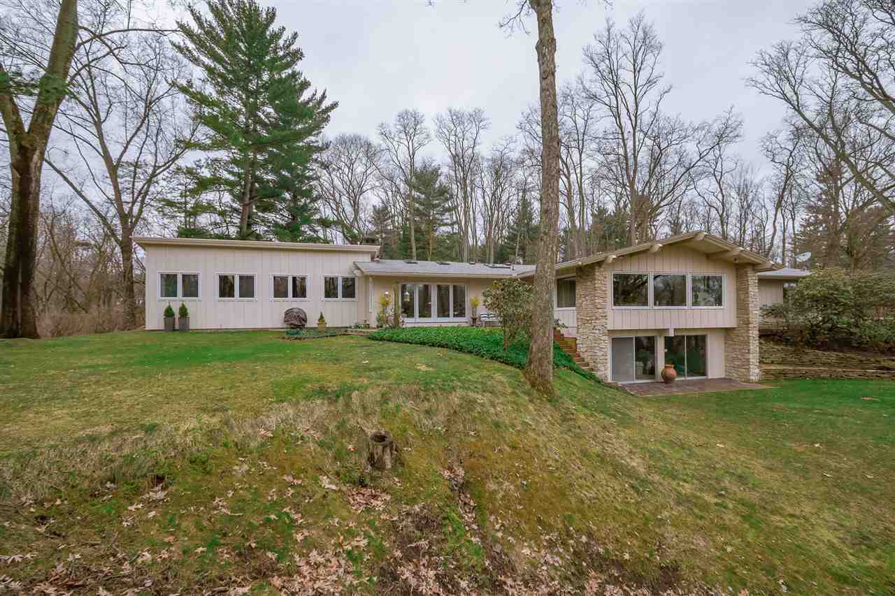 51880 Lilac Road South Bend, IN 46628 - Photo 4 of 36 Gallery Image 4
