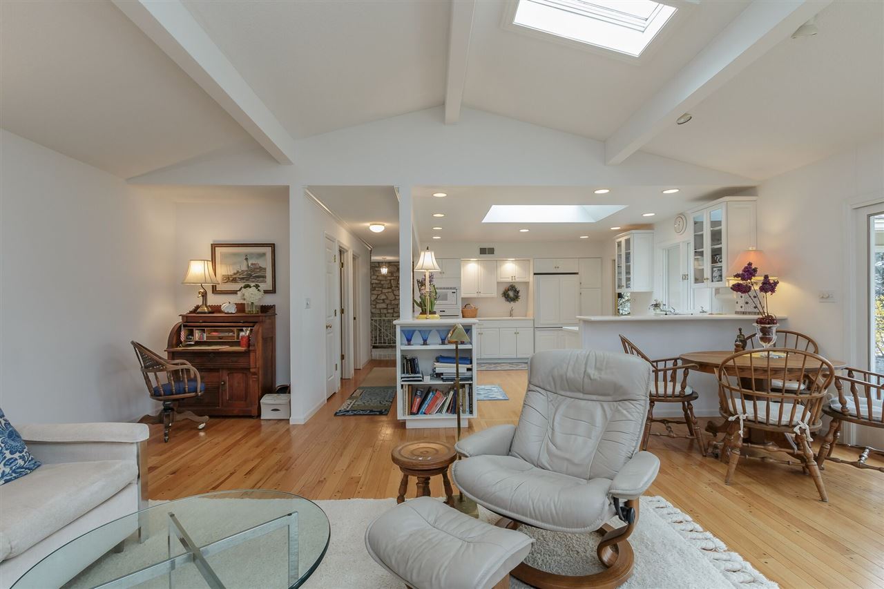 51880 Lilac Road South Bend, IN 46628 - Photo 10 of 36 Gallery Image 10