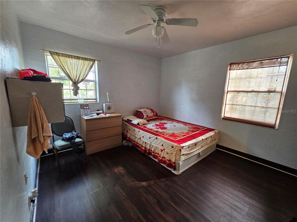 913 Emeralda Road Orlando, FL 32808 - Photo 14 of 17 Gallery Image 14