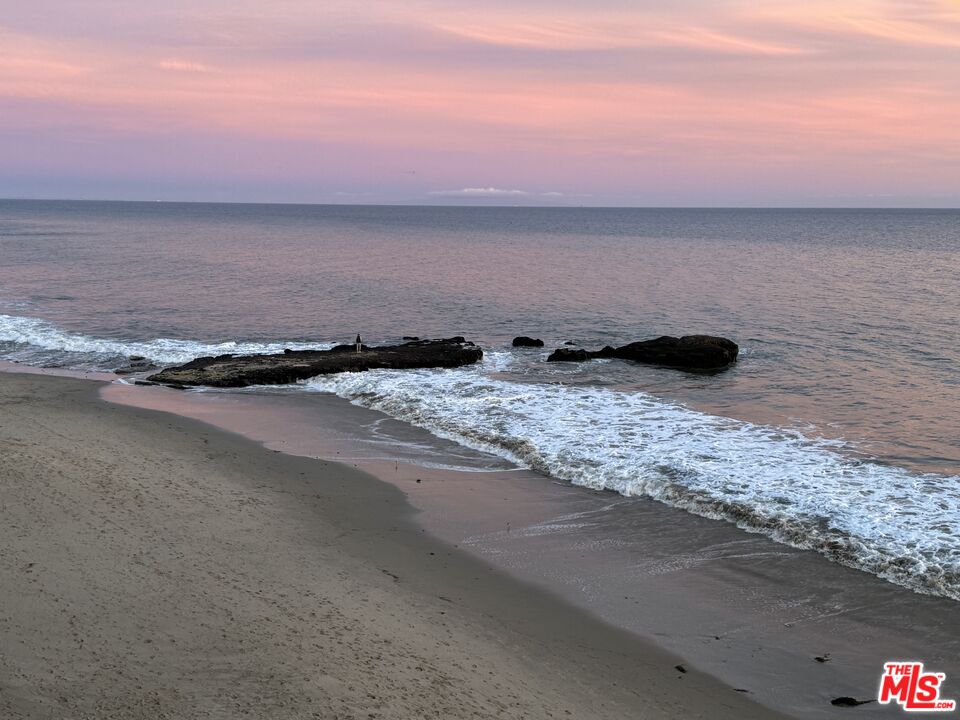25302 Malibu Road Malibu, CA 90265 - Photo 36 of 36 a view of beach and ocean