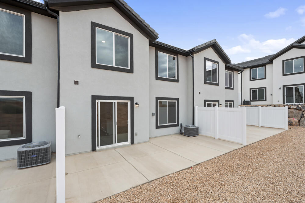 2137 Wolverine Way, Unit 2441 Washington, UT 84780 - Photo 6 of 40 _DSC8259
