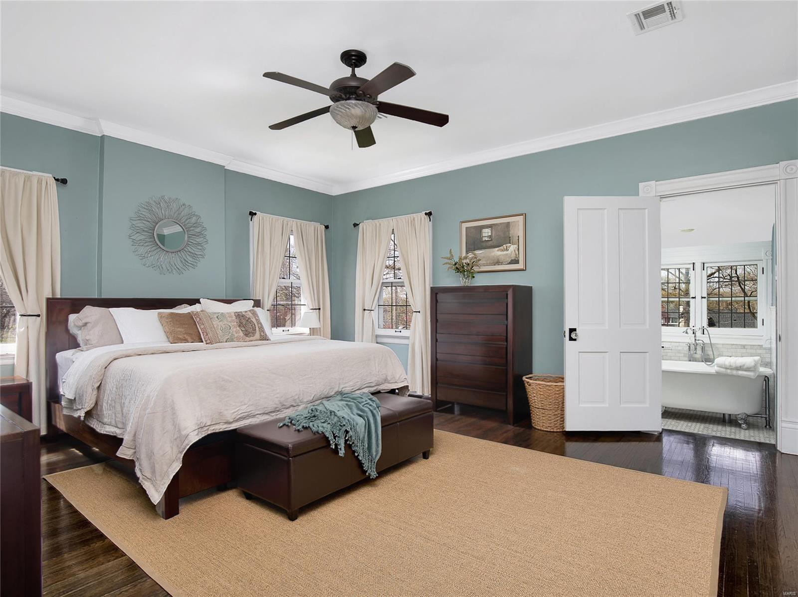 810 Warson Road St. Louis, MO 63124 - Photo 24 of 48 Gallery Image 24
