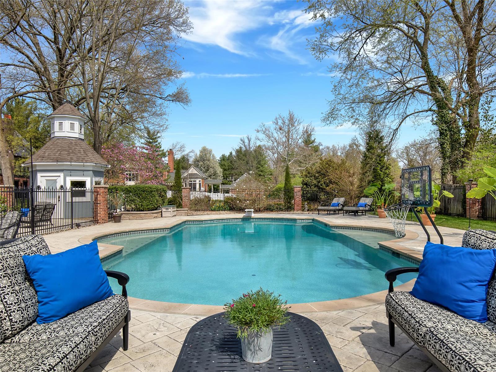 810 Warson Road St. Louis, MO 63124 - Photo 38 of 48 Gallery Image 38