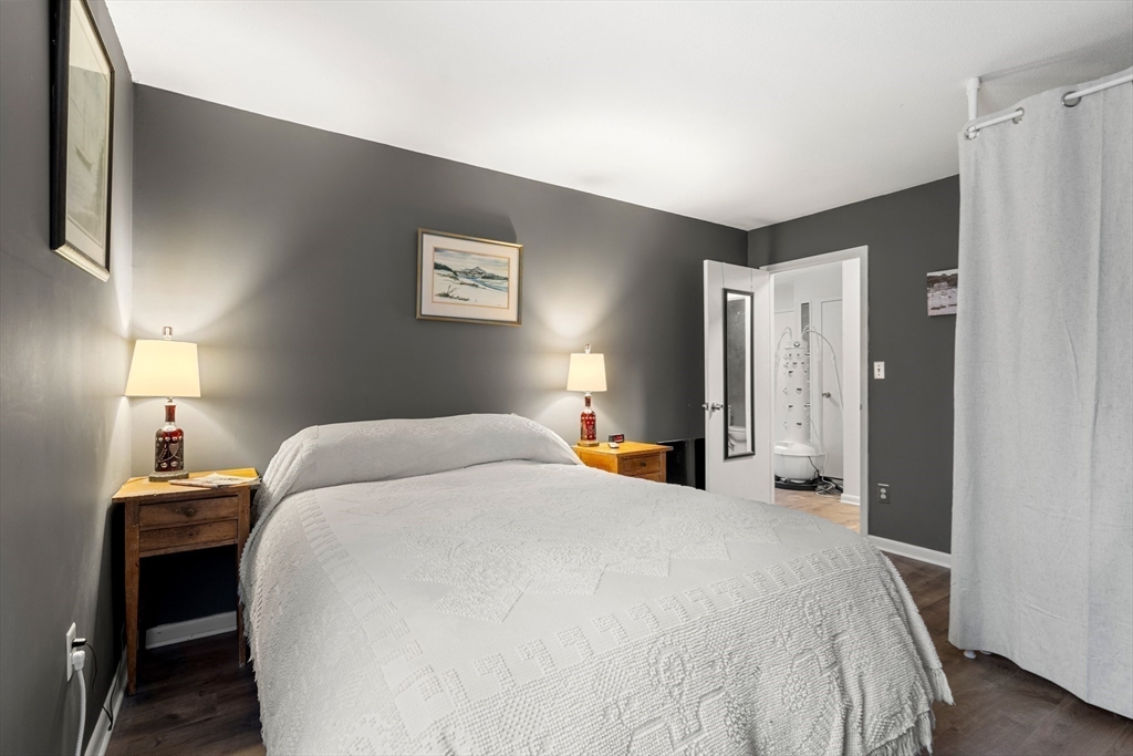 1006 Paradise Road, Unit 1E Swampscott, MA 01907 - Photo 13 of 16 Gallery Image 13