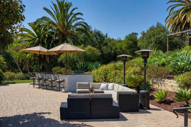 a view of outdoor space yard and patio