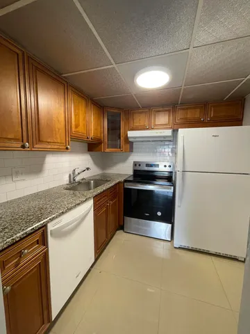 $2,000 | 626 Northwest 13th Street, Unit 26, Boca Raton, FL 33486