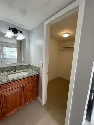 $2,000 | 626 Northwest 13th Street, Unit 26, Boca Raton, FL 33486