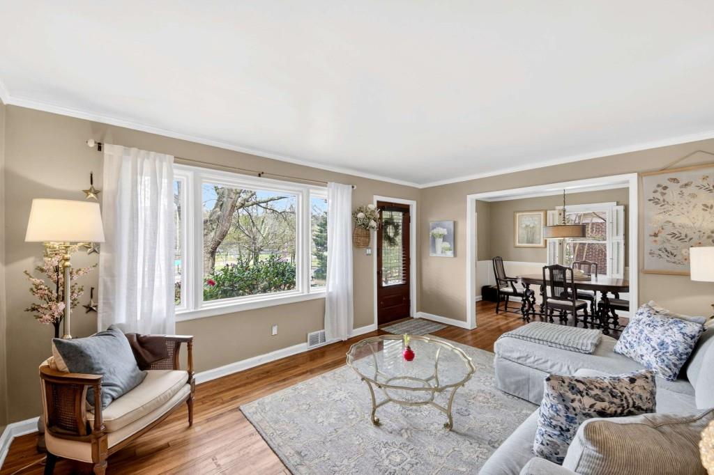 908 Scott Circle Decatur, GA 30033 - Photo 4 of 28