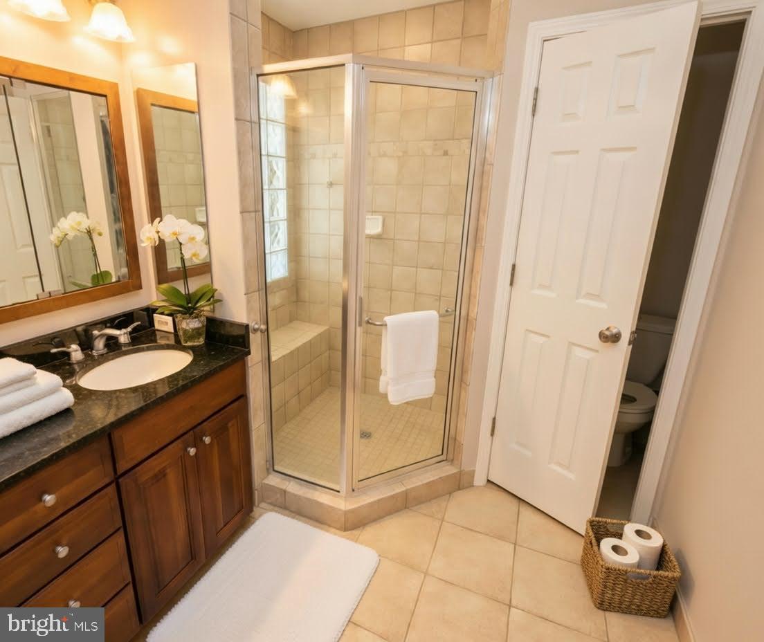1006 Kimberwicke Road McLean, VA 22102 - Photo 21 of 38 Primary Suite Bath with Double Sinks