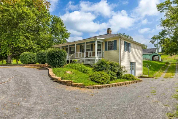 $1,390,000 | 1202 Walkers Creek Road, Middlebrook, VA 24459