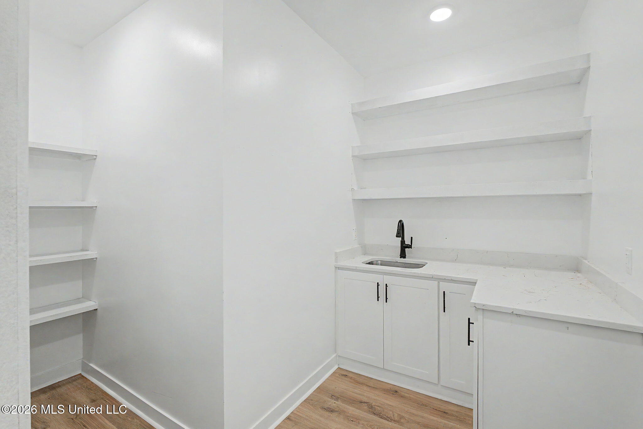 4644 Taylor Trail Hernando, MS 38632 - Photo 11 of 31 Pantry