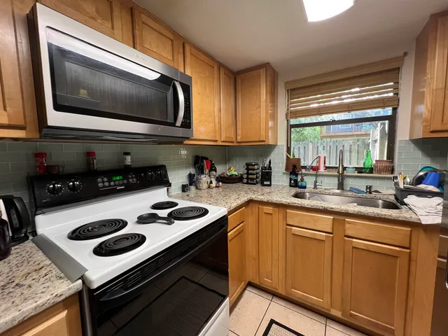 $1,850 | 17 Lisbon Street, Unit A, St. Augustine Beach, FL 32080