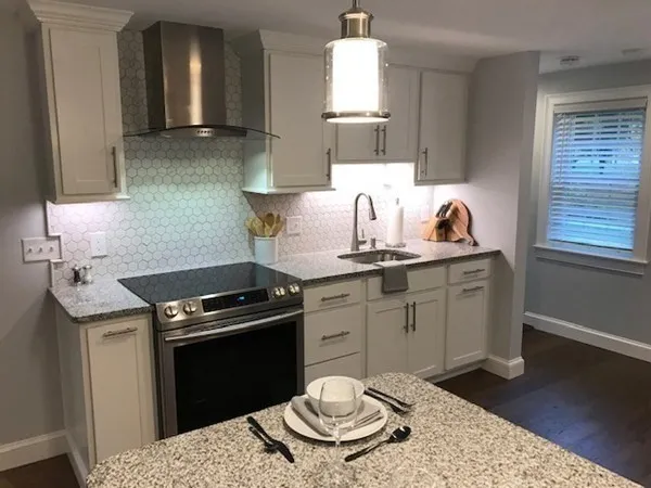 $1,800 | 685 Pond Street, Unit B, Franklin, MA 02038