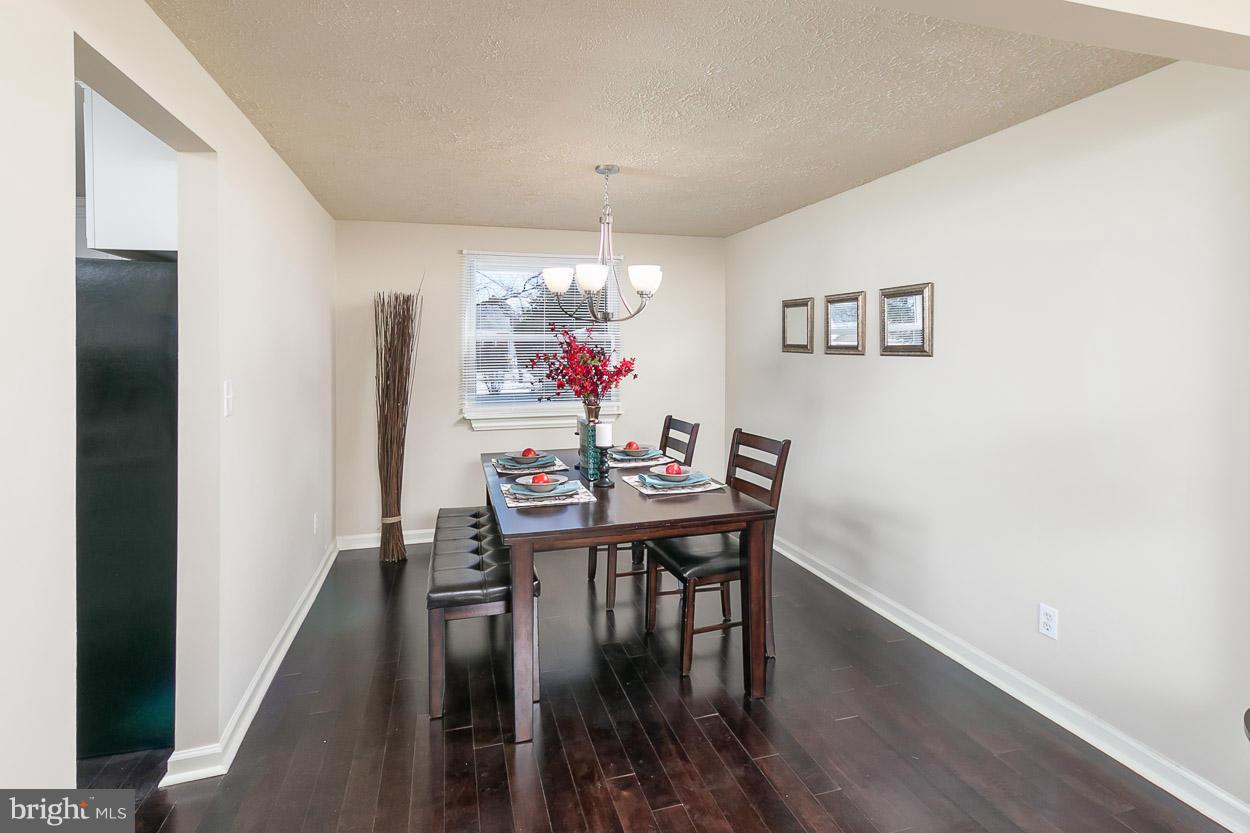 217 Carvel Road Pasadena, MD 21122 - Photo 13 of 24 Dining Room