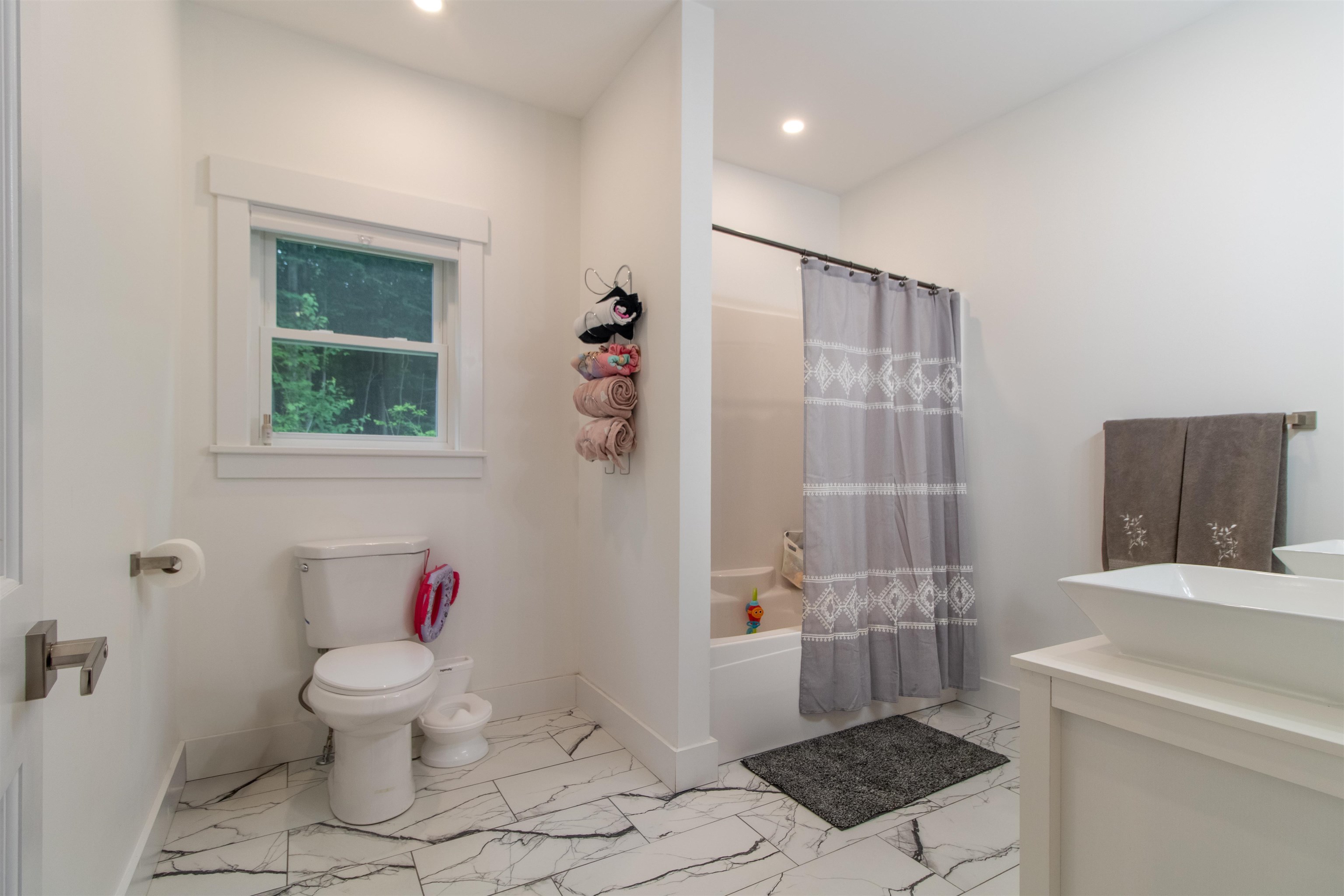 559 Spencer Hill Road Coventry, VT 05855 - Photo 19 of 33 Gallery Image 19