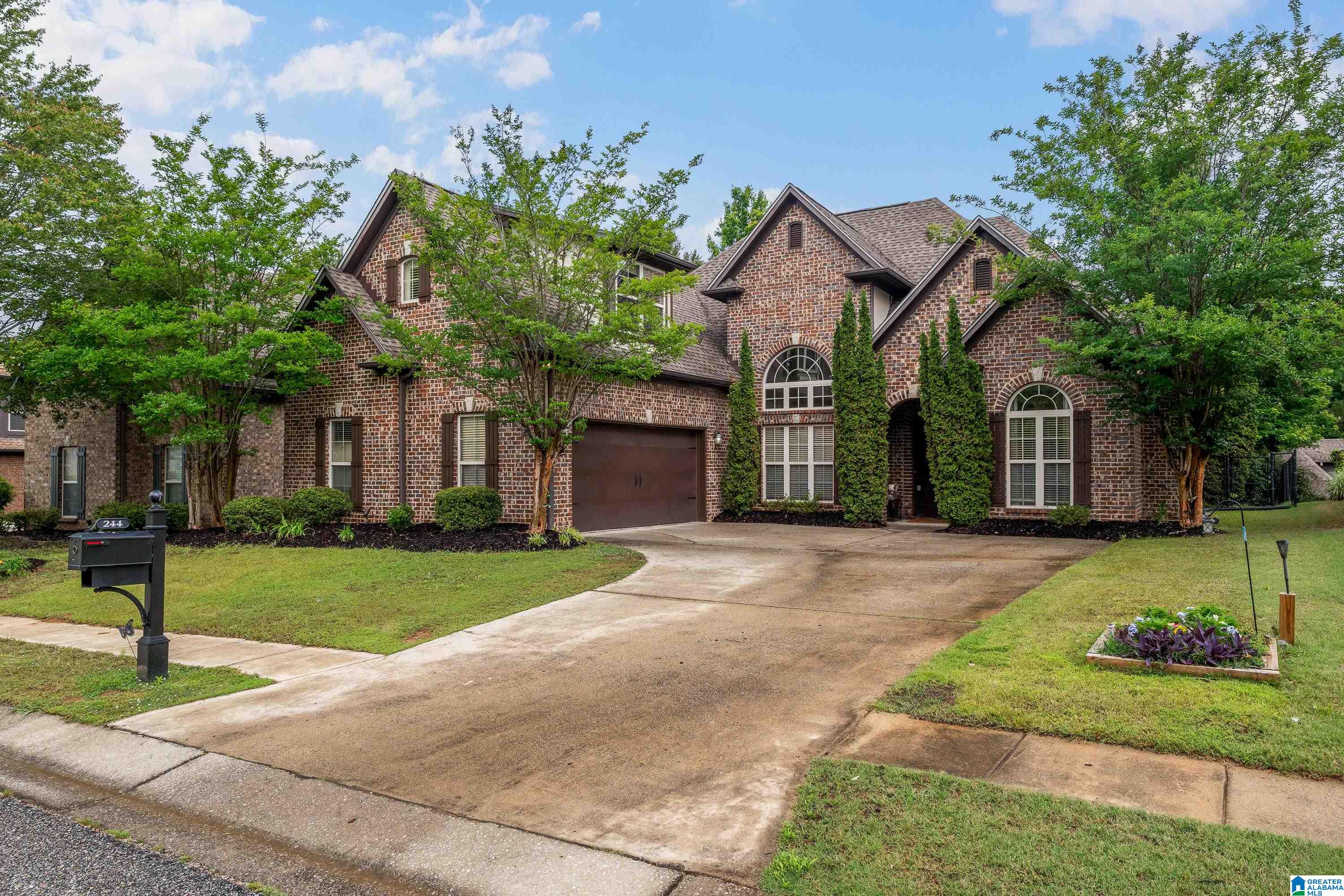 244 Strathaven Lane Pelham, AL 35124 - Photo 2 of 39