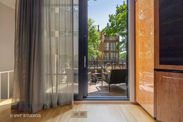 $1,750,000 | 65 West Schiller Street, Chicago, IL 60610