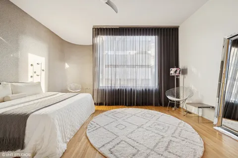 $1,750,000 | 65 West Schiller Street, Chicago, IL 60610