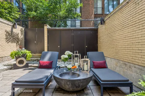 $1,750,000 | 65 West Schiller Street, Chicago, IL 60610