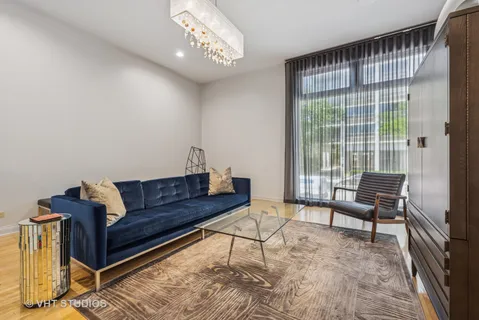 $1,750,000 | 65 West Schiller Street, Chicago, IL 60610