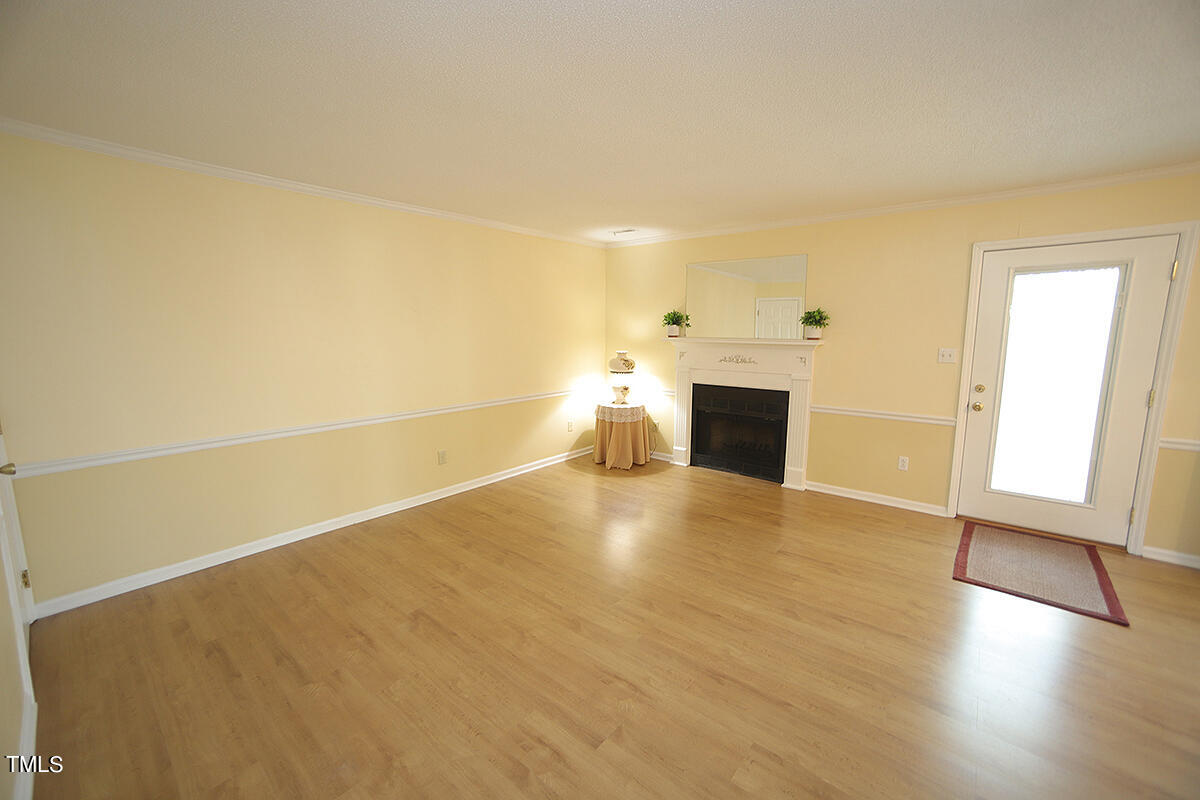 227 Bracken Court Raleigh, NC 27615 - Photo 5 of 15 227 Bracken CourtD