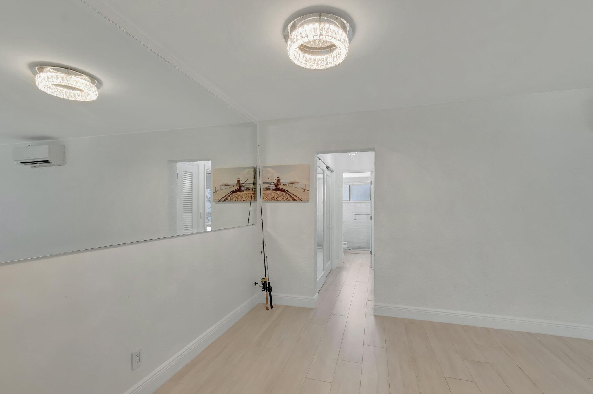 5700 Old Ocean Boulevard, Unit R Ocean Ridge, FL 33435 - Photo 8 of 20 a view of an empty room